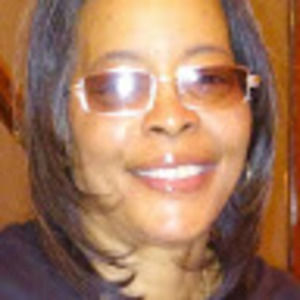 Meet your Posher, Dina